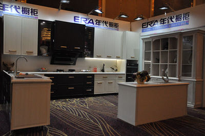 年代厨卫新品联动橱柜市场，创新设计引领行业辉煌